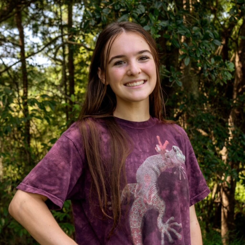 Photo of Bella Scramoncin; 2025 FSG Undergraduate Intern