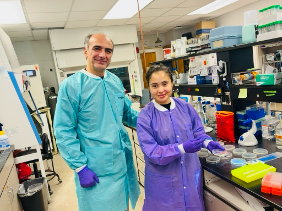 Kelani with Dr. Hojjati in a lab